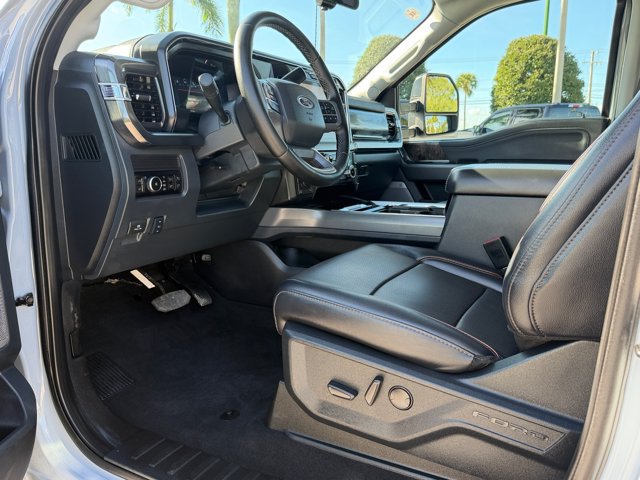Certified 2025 Ford F250 Lariat w/ Lariat Ultimate Package AWD/4WD image 20