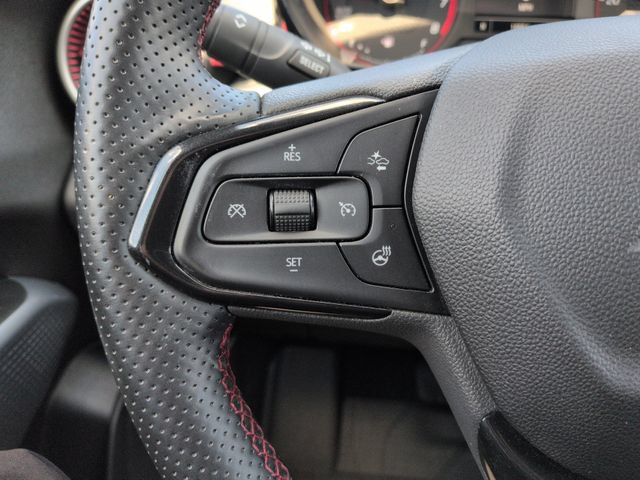 Used 2024 Chevrolet Trax RS w/ Driver Confidence Package FWD image 34