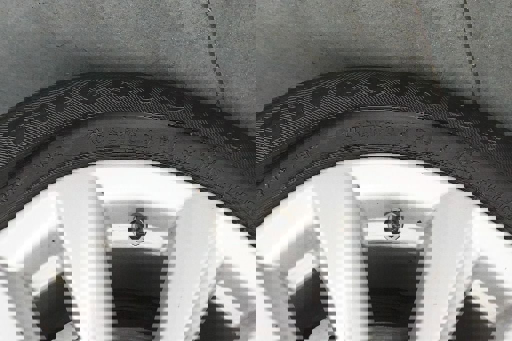 Used 2023 Toyota Corolla SE image 33