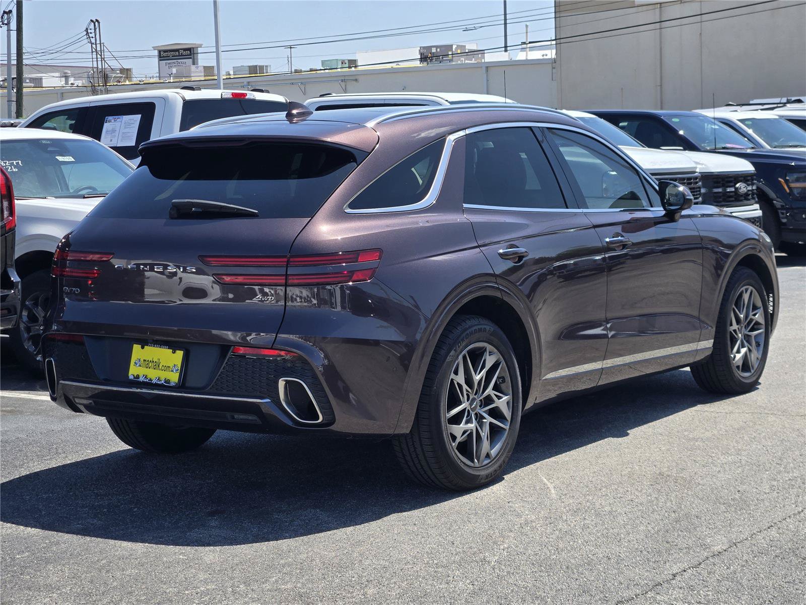 Used 2022 Genesis GV70 2.5T w/ Advanced Package AWD/4WD image 5