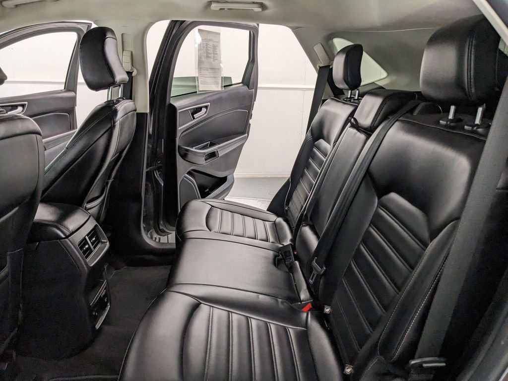 Certified 2024 Ford Edge SEL w/ Convenience Package AWD/4WD image 18