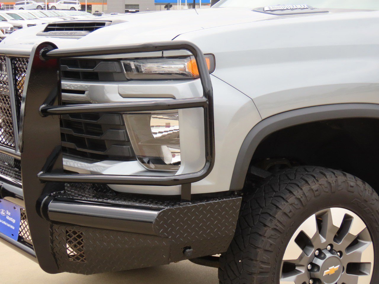 Used 2024 Chevrolet Silverado 2500 Custom w/ Custom Value Package image 9