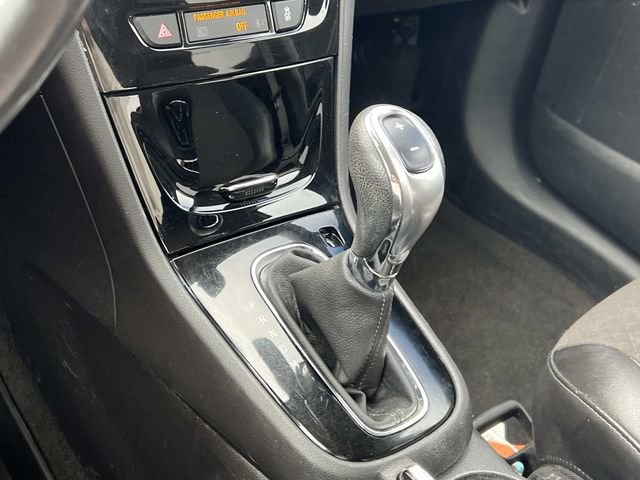 Used 2019 Buick Encore Preferred AWD/4WD image 23