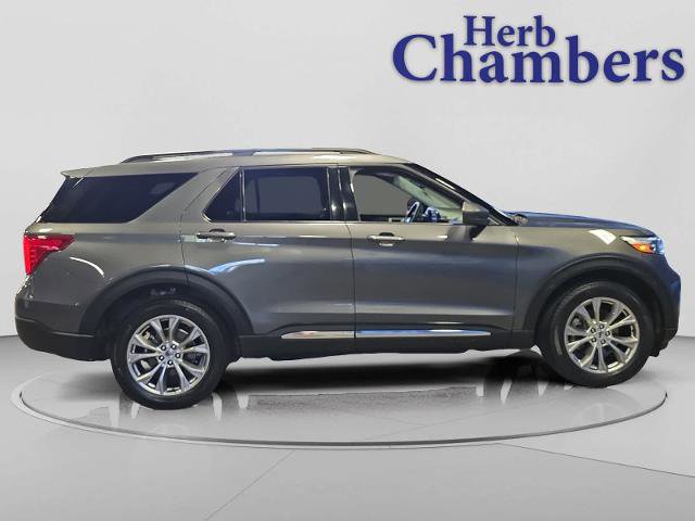 Certified 2023 Ford Explorer XLT w/ Equipment Group 202A AWD/4WD image 11