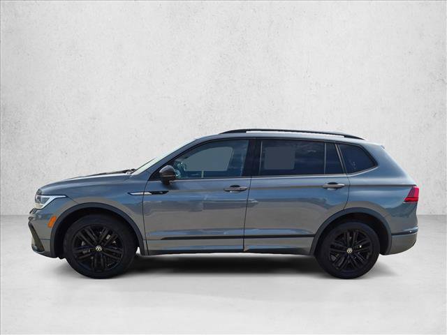 Used 2022 Volkswagen Tiguan SE R-Line AWD/4WD image 9