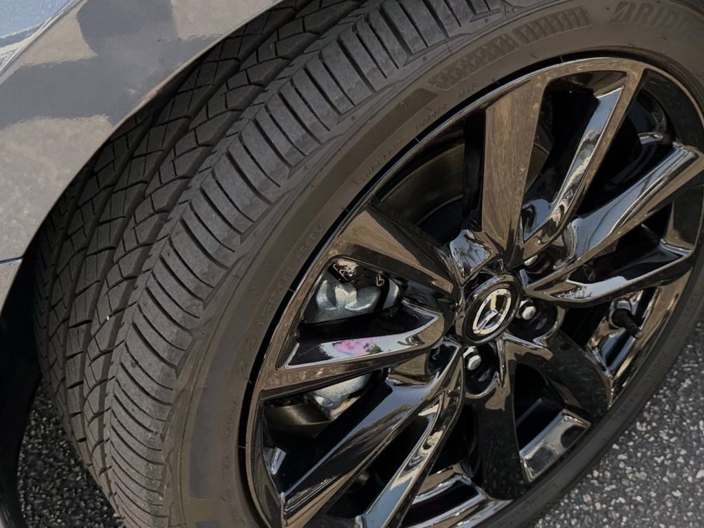 Used 2025 MAZDA MAZDA3 2.5 S Hatchback w/ Premium Pkg image 13