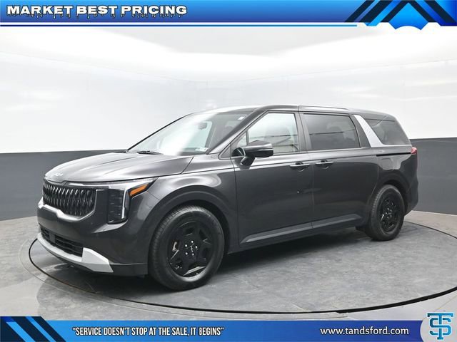 Used 2025 Kia Carnival FWD image 1