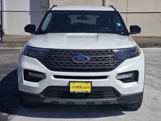 Certified 2023 Ford Explorer XLT w/ Equipment Group 202A image 7