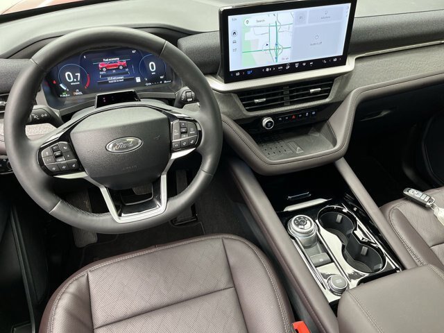 Certified 2025 Ford Explorer Platinum AWD/4WD image 17