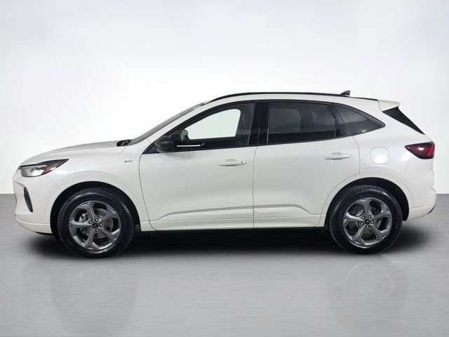 Certified 2024 Ford Escape ST-Line w/ Tech Pack #1 AWD/4WD image 6