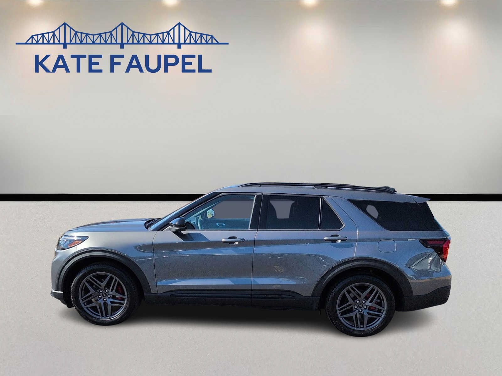 Certified 2026 Ford Explorer ST AWD/4WD image 4