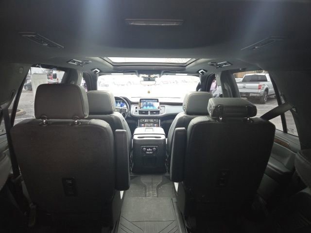 Used 2023 Chevrolet Tahoe Premier image 18