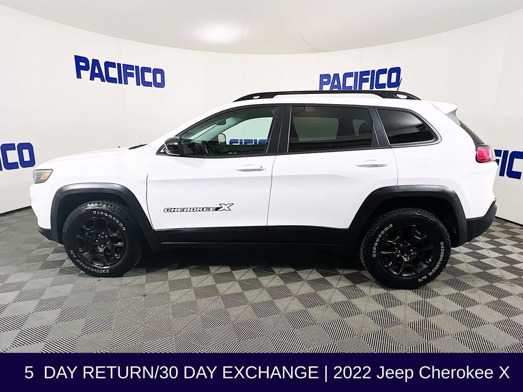 Used 2022 Jeep Cherokee Latitude image 5