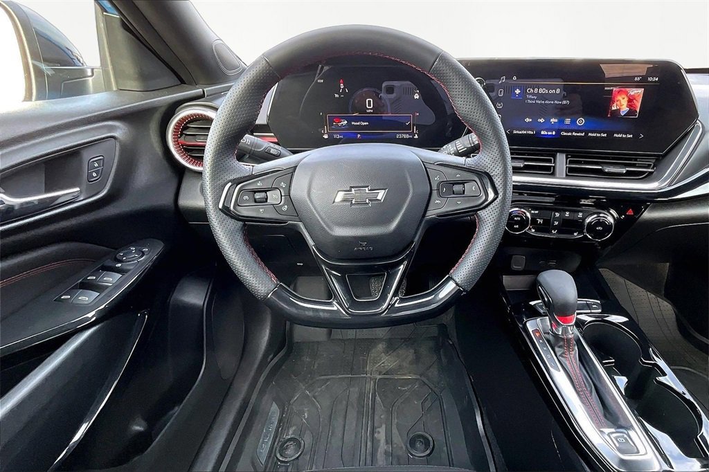 Used 2024 Chevrolet Trax RS w/ Driver Confidence Package image 7