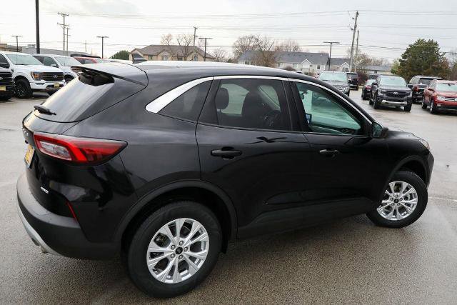 Certified 2023 Ford Escape Active AWD/4WD image 7
