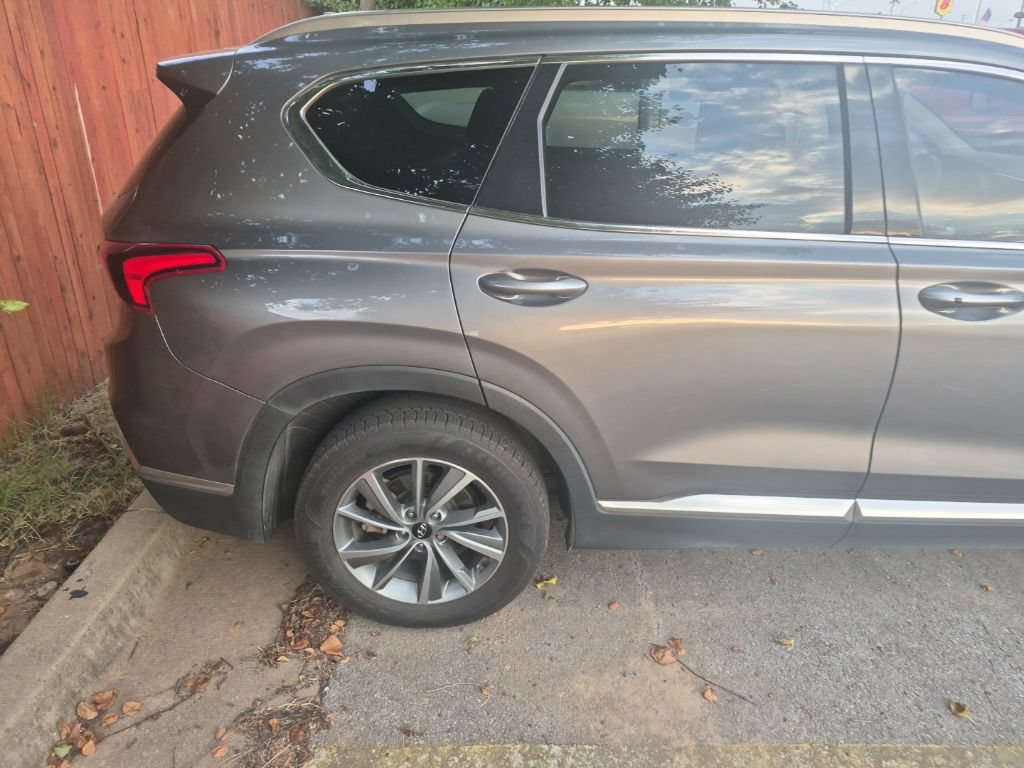 Used 2019 Hyundai Santa Fe SEL FWD image 10