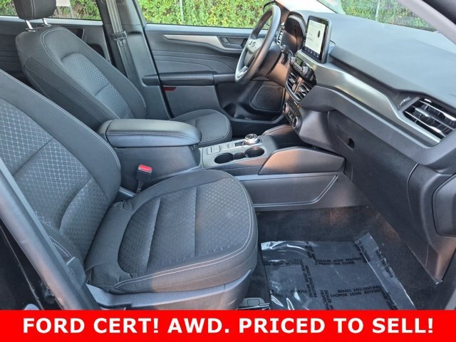Certified 2025 Ford Escape Active AWD/4WD image 26