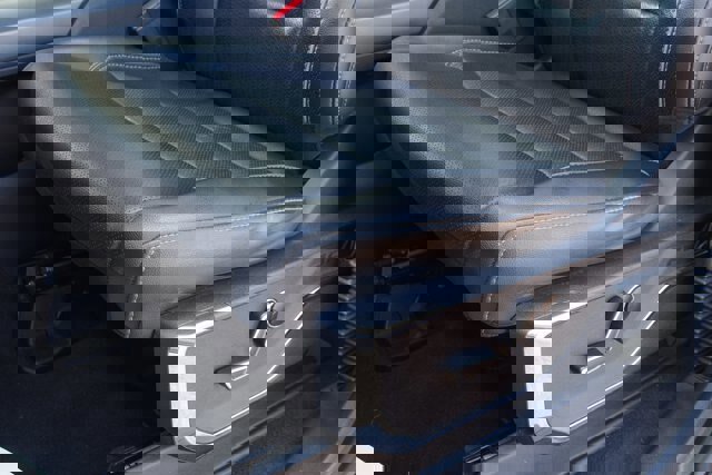 Certified 2024 Ford F150 Lariat w/ Equipment Group 502A High image 17