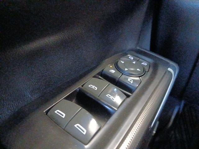 Used 2020 GMC Sierra 1500 AT4 w/ AT4 Premium Package AWD/4WD image 7