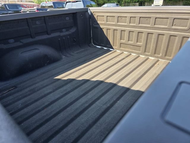 Used 2021 Chevrolet Colorado LT w/ Safety Package RWD image 10
