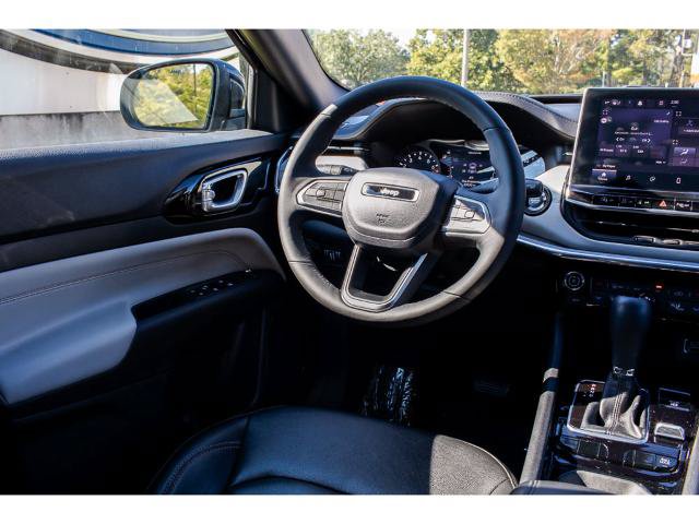 Used 2023 Jeep Compass Limited AWD/4WD image 14