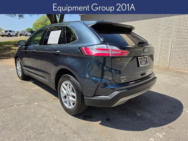 Certified 2024 Ford Edge SEL w/ Convenience Package AWD/4WD image 2