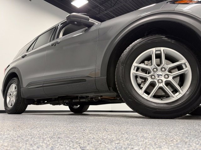 Certified 2026 Ford Explorer Active w/ Active Comfort Package RWD image 3