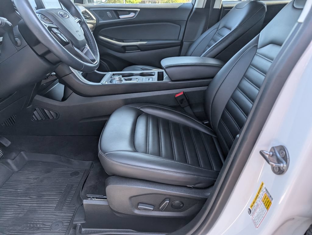 Certified 2024 Ford Edge SEL w/ Convenience Package AWD/4WD image 13