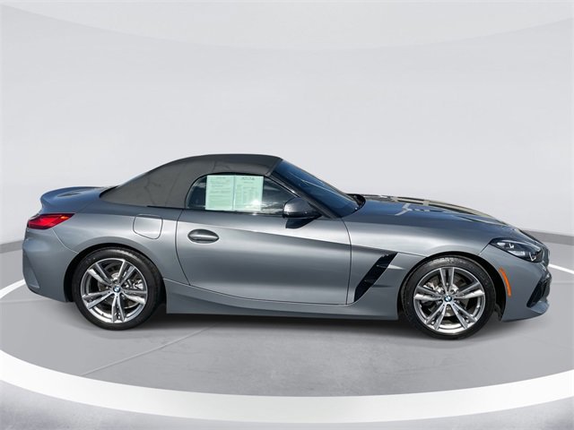 Used 2024 BMW Z4 sDrive30i w/ Convenience Package image 2