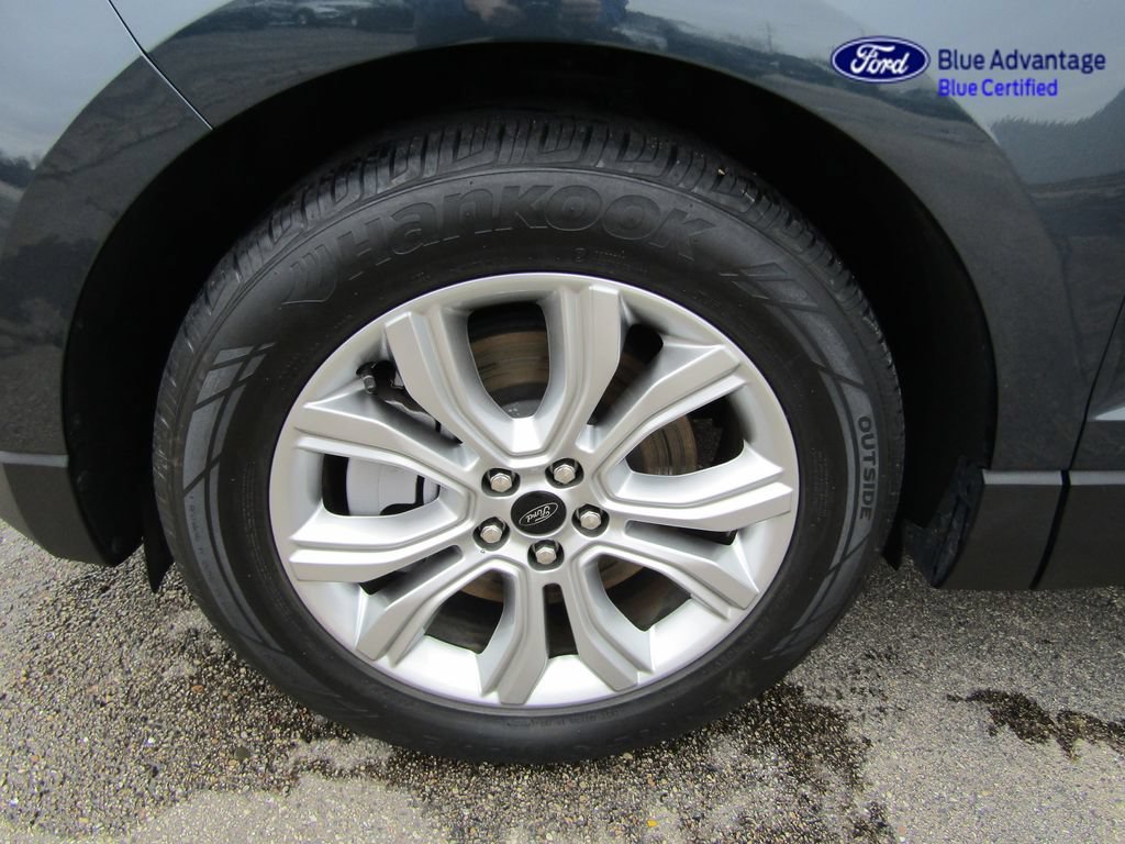 Certified 2023 Ford Edge Titanium w/ Equipment Group 301A AWD/4WD image 16