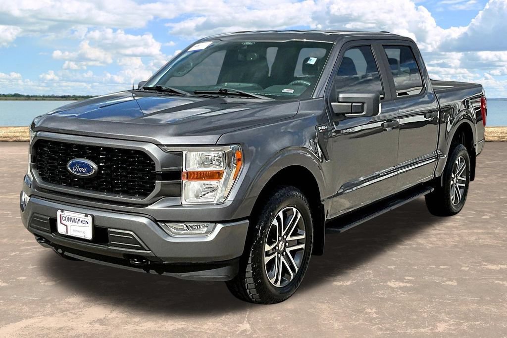 Certified 2021 Ford F150 XL w/ STX Appearance Package AWD/4WD image 4