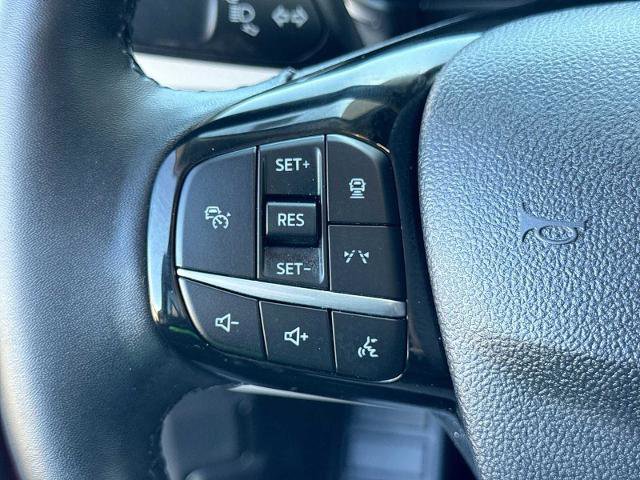 Certified 2023 Ford Escape SE w/ PHEV Premium Package FWD image 19