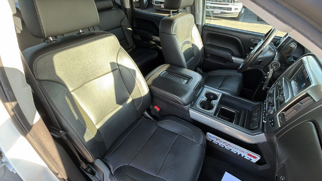 Used 2018 Chevrolet Silverado 1500 LTZ Z71 w/ LTZ Plus Package AWD/4WD image 13