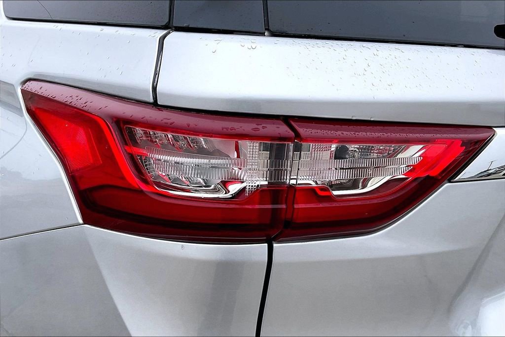 Used 2021 Chevrolet Traverse Premier image 20