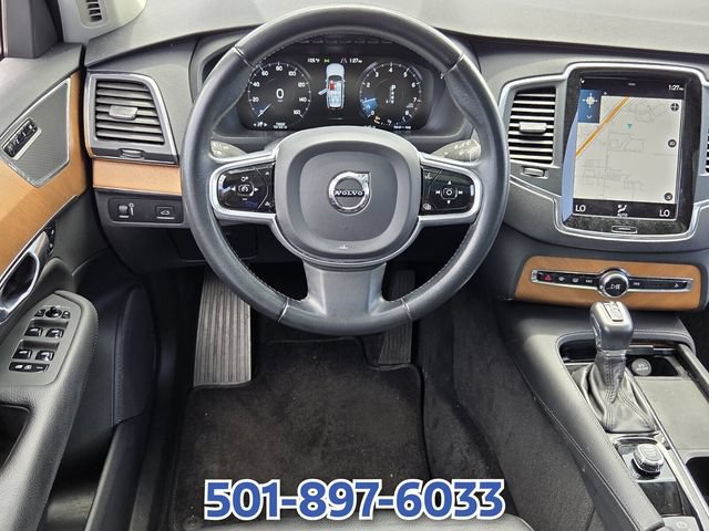 Used 2022 Volvo XC90 T5 Momentum FWD image 11
