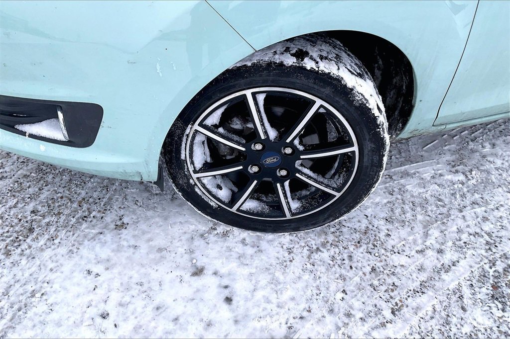 Certified 2019 Ford Fiesta SE w/ Equipment Group 201A image 4