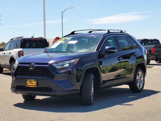 Used 2022 Toyota RAV4 XLE w/ XLE Grade Weather Package AWD/4WD image 8