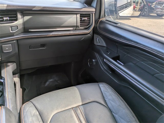 Certified 2022 Ford Expedition Platinum image 16