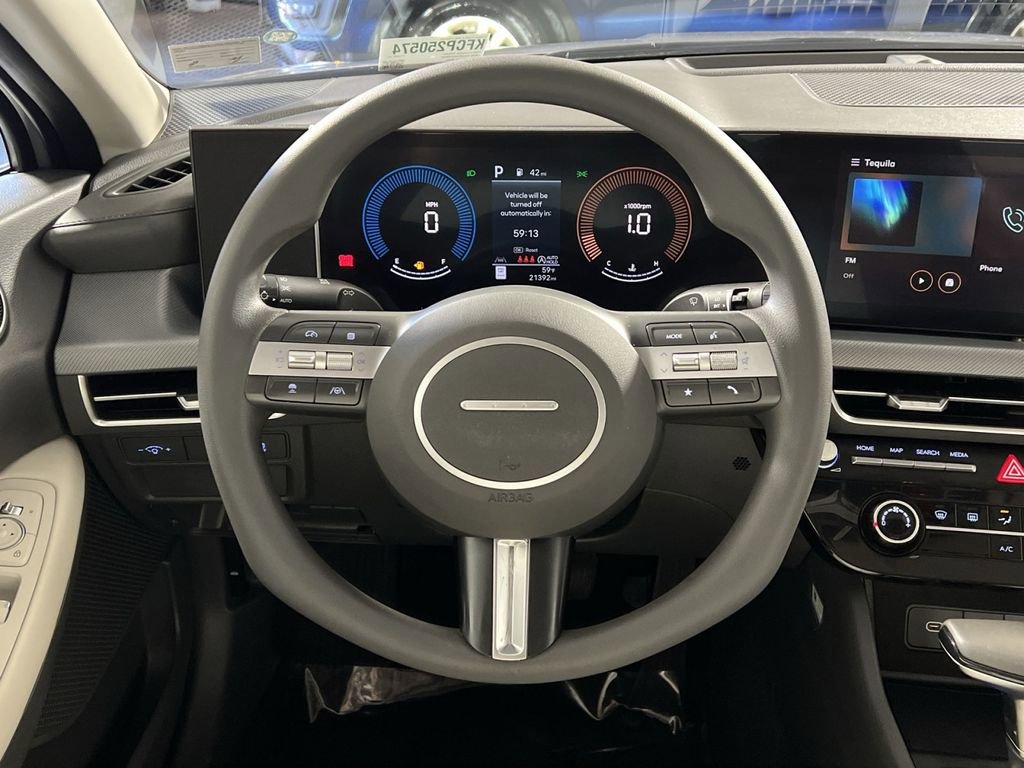 Used 2025 Hyundai Sonata SE image 16