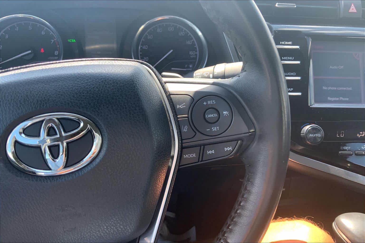 Used 2019 Toyota Camry SE w/ Convenience Package FWD image 25