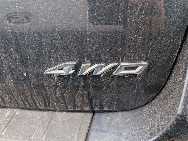 Certified 2023 Ford Explorer XLT w/ Equipment Group 202A image 9