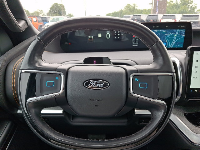 Certified 2025 Ford Expedition Tremor AWD/4WD image 20