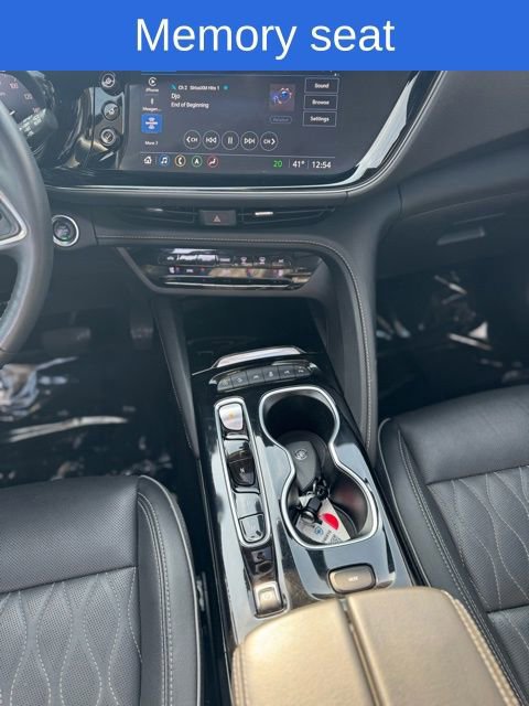 Used 2021 Buick Envision Avenir w/ Technology Package II image 21