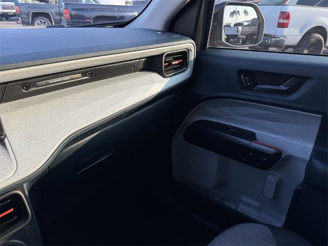 Certified 2024 Ford Maverick XLT w/ XLT Luxury Package image 30