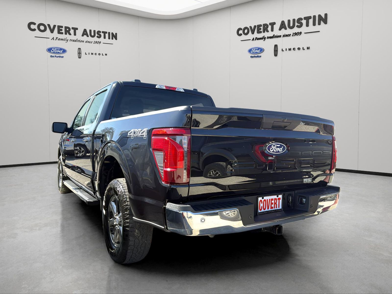 Certified 2025 Ford F150 XLT w/ Equipment Group 301A Standard image 3