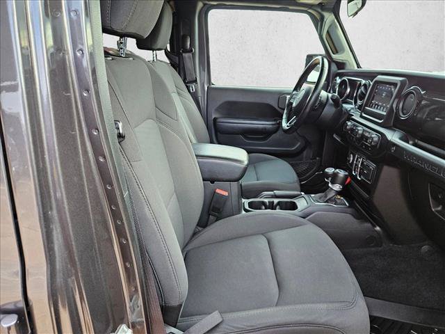 Used 2022 Jeep Wrangler Unlimited Sport AWD/4WD image 17