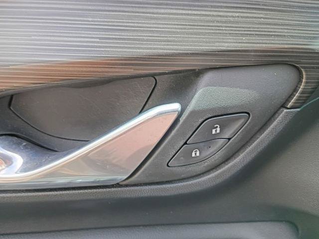 Used 2023 GMC Terrain SLE w/ Elevation Edition FWD image 28