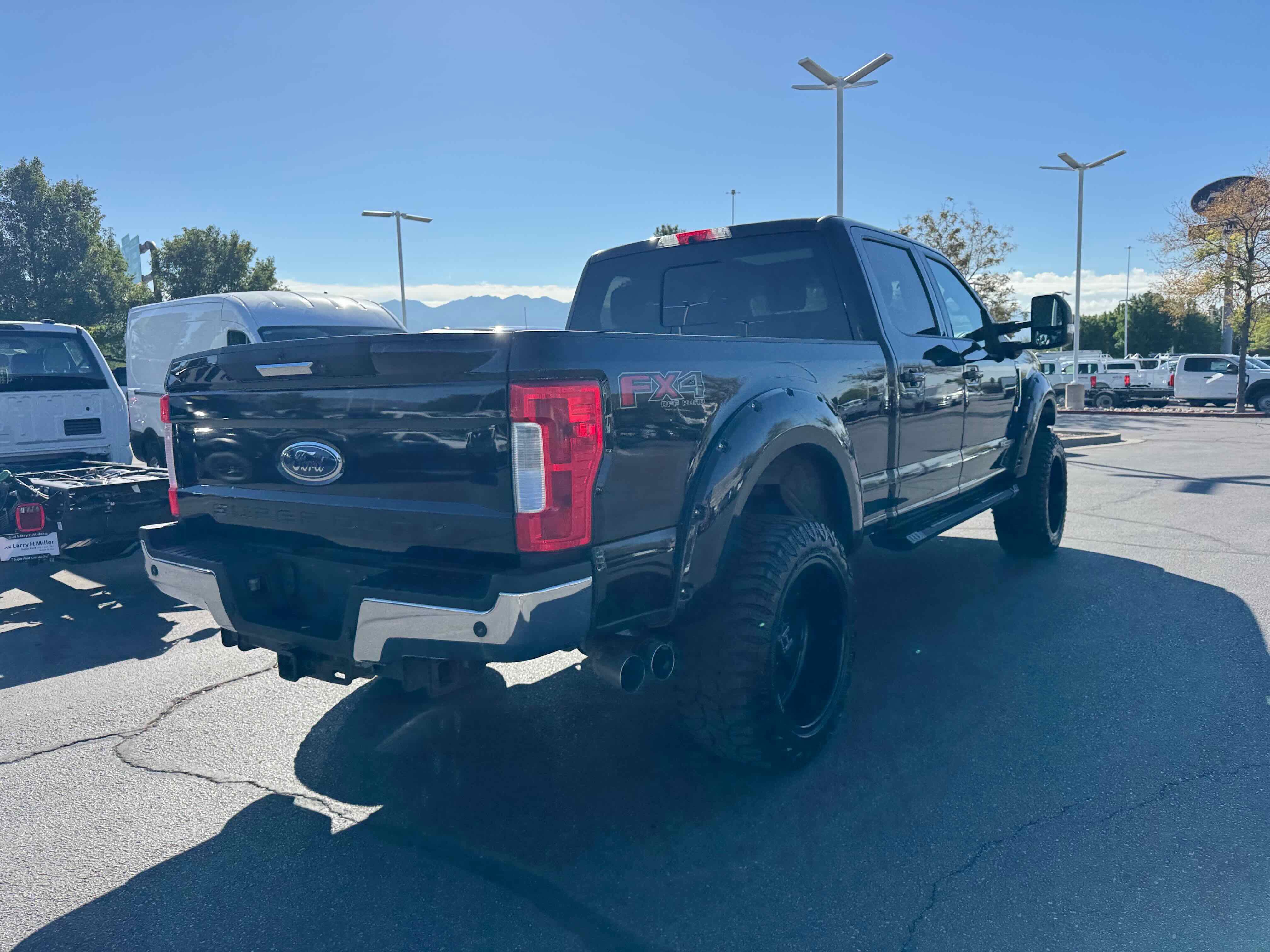 Certified 2019 Ford F350 Lariat image 7