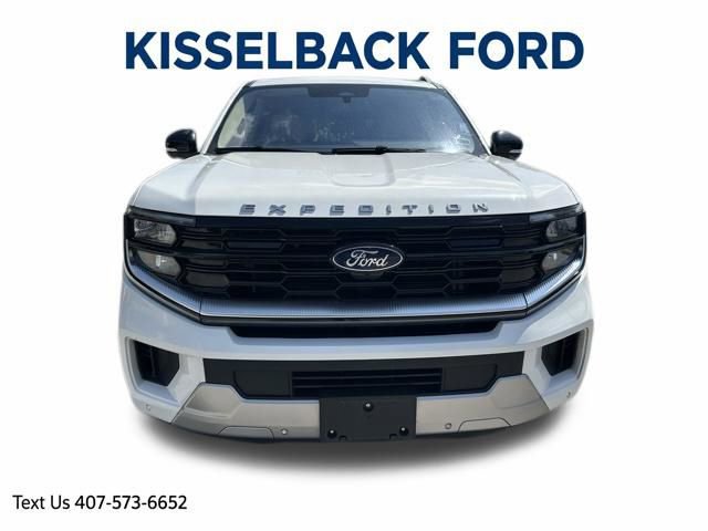 Certified 2025 Ford Expedition Max Platinum w/ Driver's Package AWD/4WD image 11