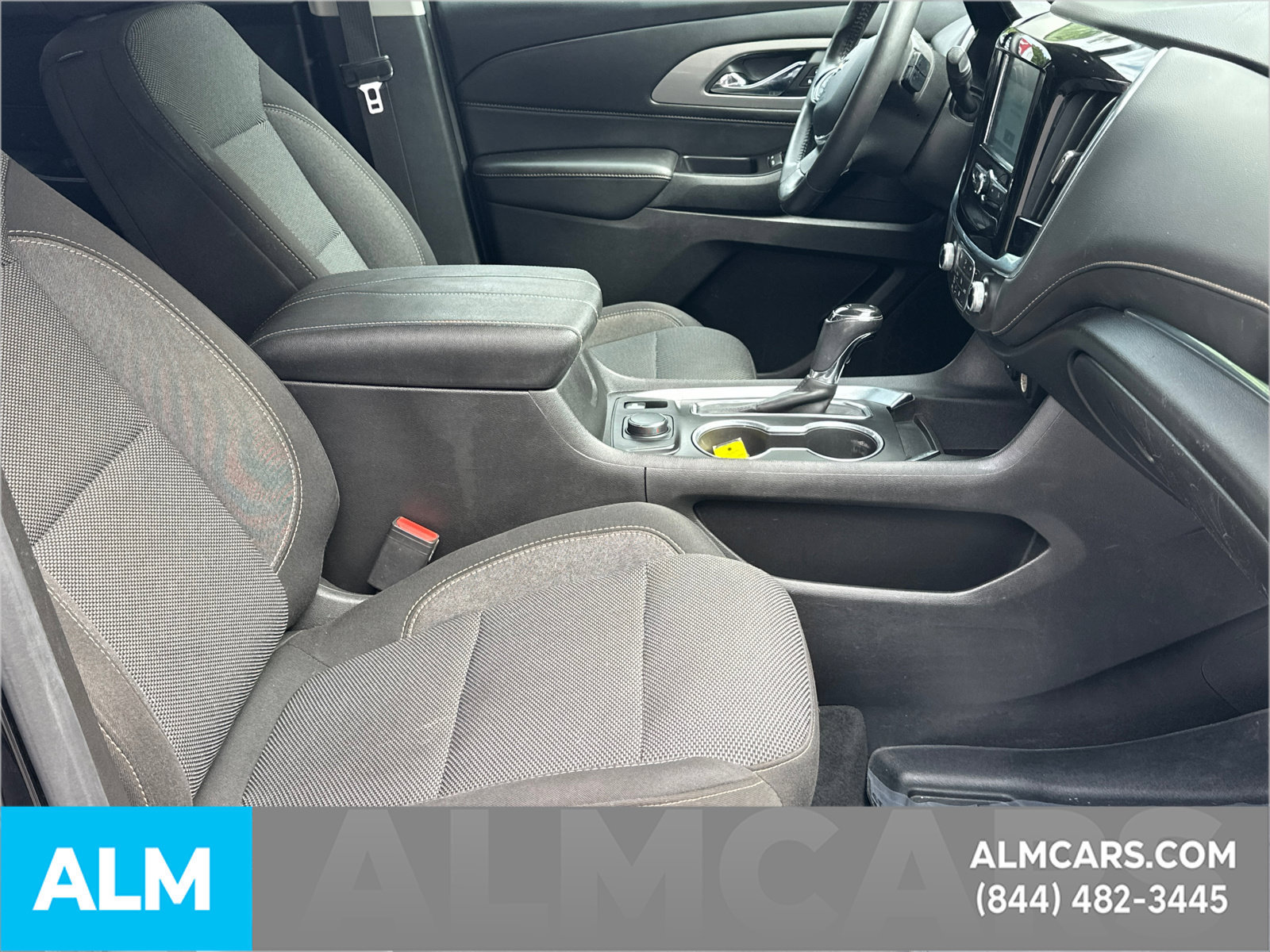 Used 2018 Chevrolet Traverse LT FWD image 15